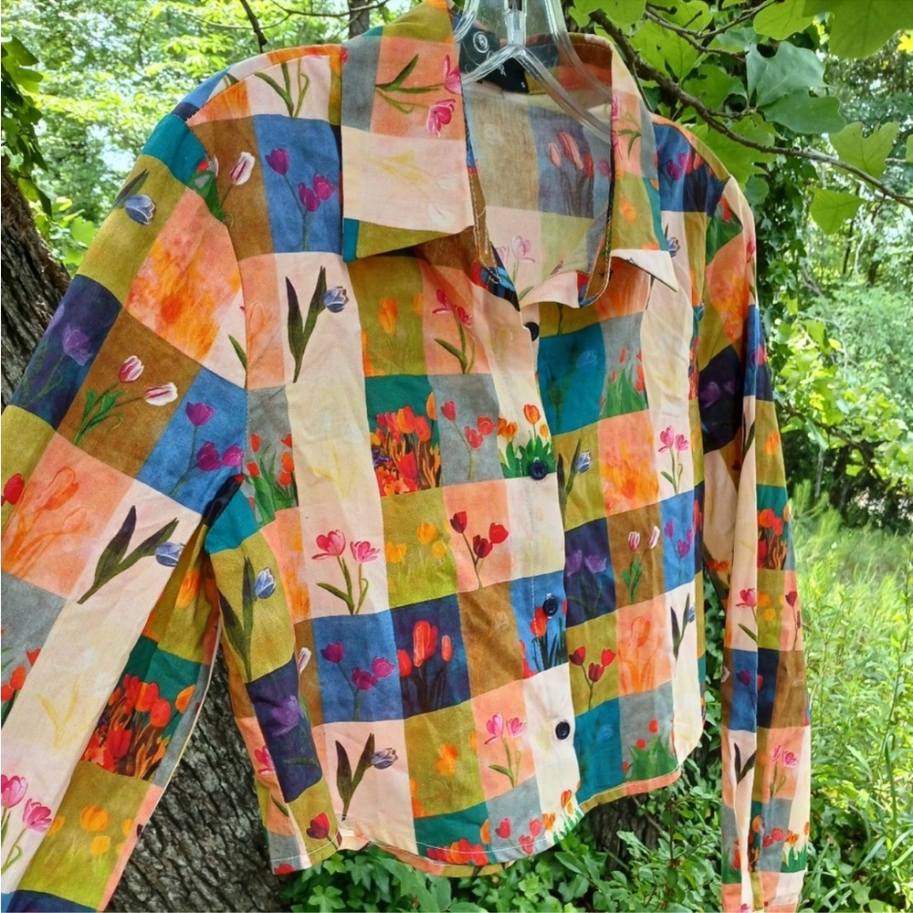 Cider Patchwork Top Rainbow Tulip Size Small - image 1